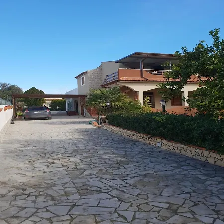 Semesterbostad Cedro Sabbiadoro